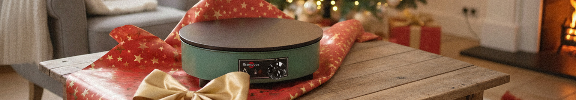 Une crêpière Billig de Krampouz déballée sur une table comme un cadeau de noël